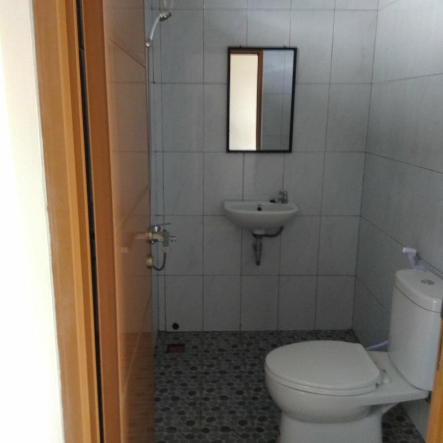 Berastagi Mountain View Homestay & Pizzeria Buitenkant foto